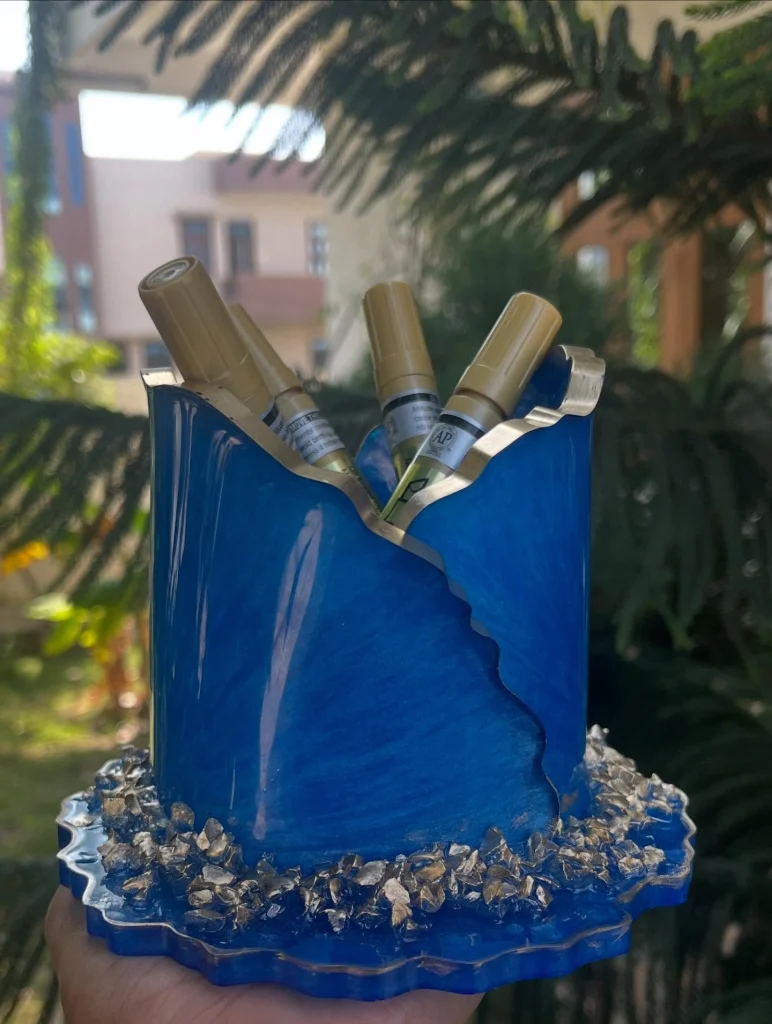 College resin