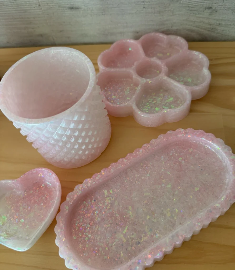 Glitter resin