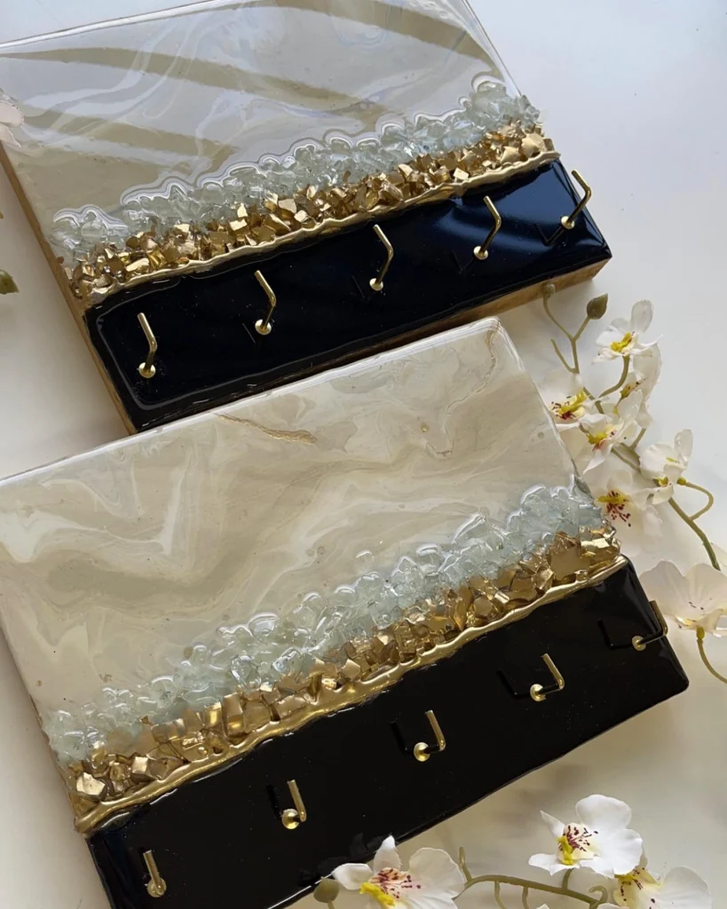 Mini resin crafts