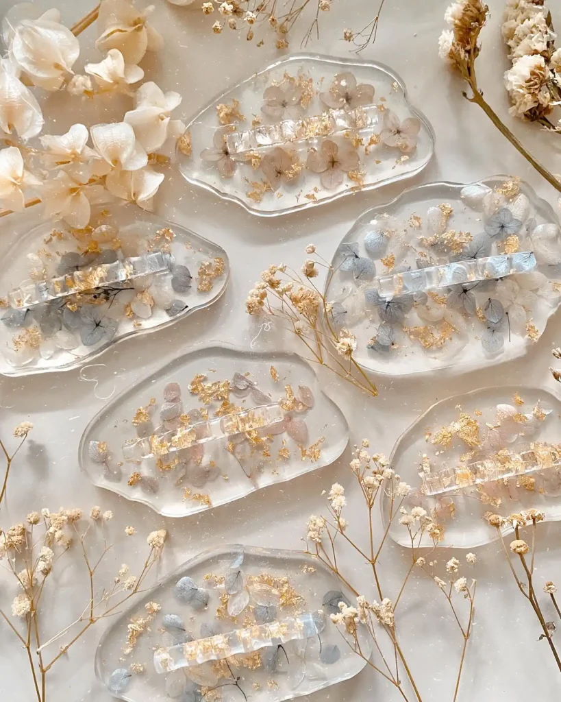 15 Beginner Resin Crafts You Can Make Without a Garage or Ventilation 12 Small Batch Resin